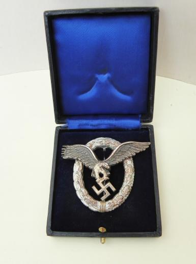 Superb WW2 German Pilot / Observer Badge.