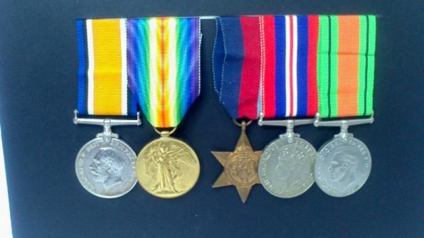 WW1 & WW2 Group to Nurse Christie.