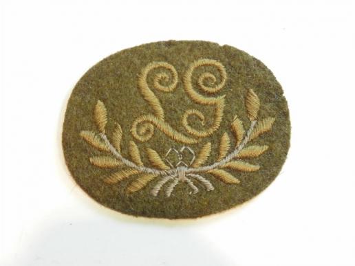 WW2 Light Machine Gunner Trade Badge.