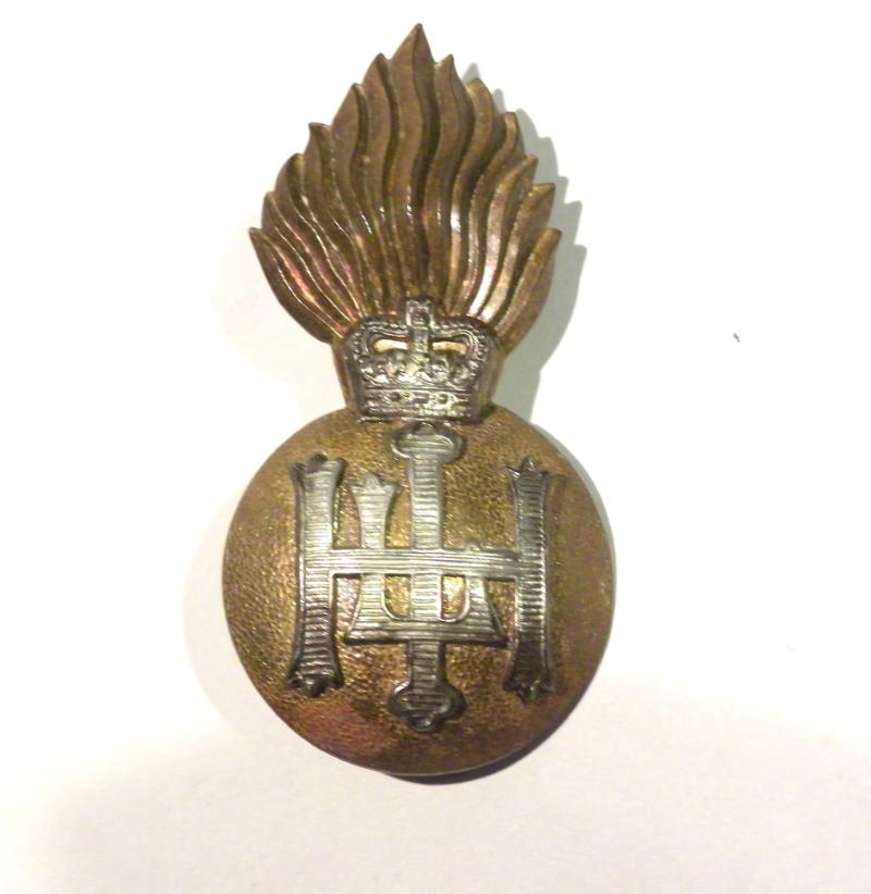 Early Royal Highland Fusiliers Glengarry Badge.