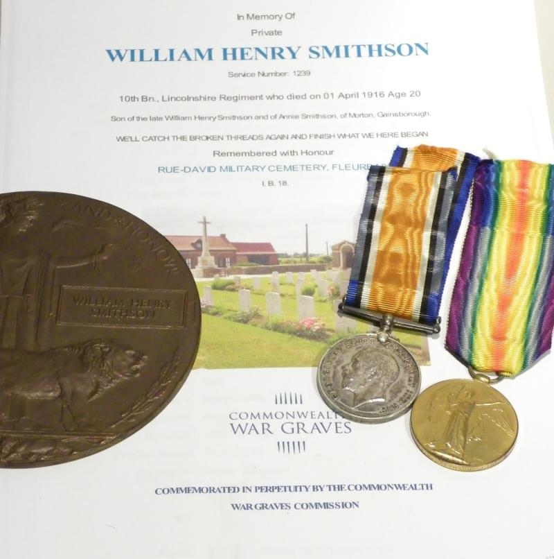 WW1 Memorial Plaque & Pair to Smithson Grimsby Chums.
