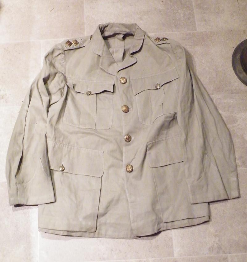 WW2 Officer’s Tropical Jacket Rank Lieutenant.