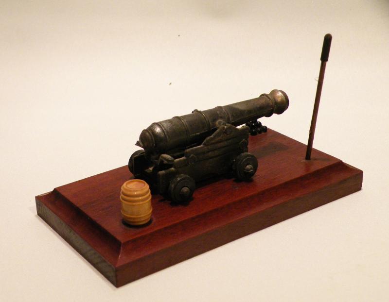 Vintage Small Metal Model Cannon Desk Item