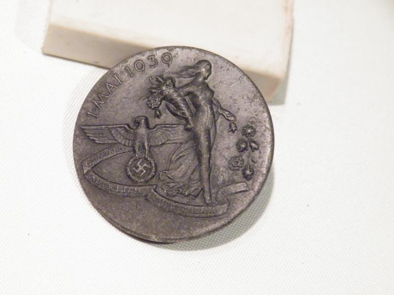 1939 German May Day Badge.