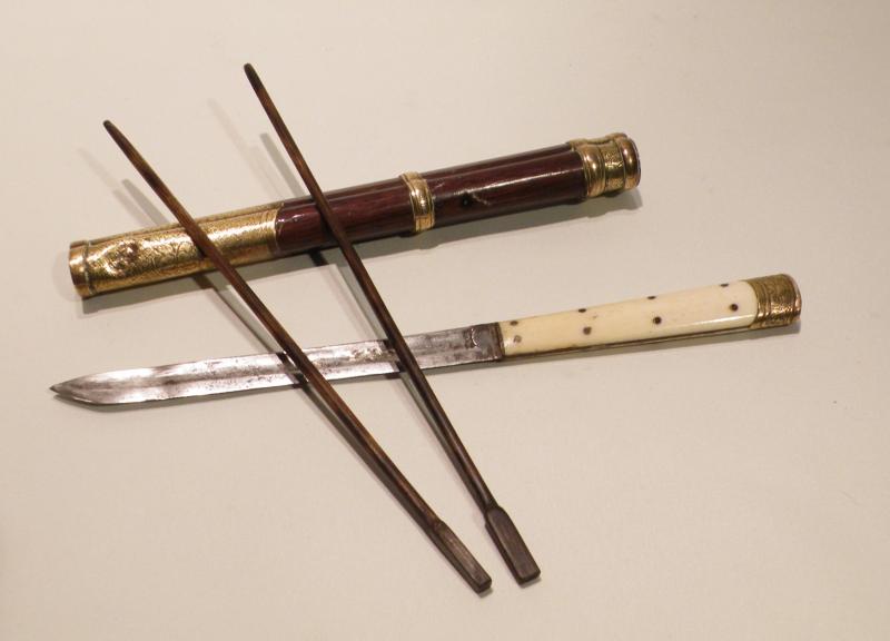 Antique Japanese Dinning Trouse.