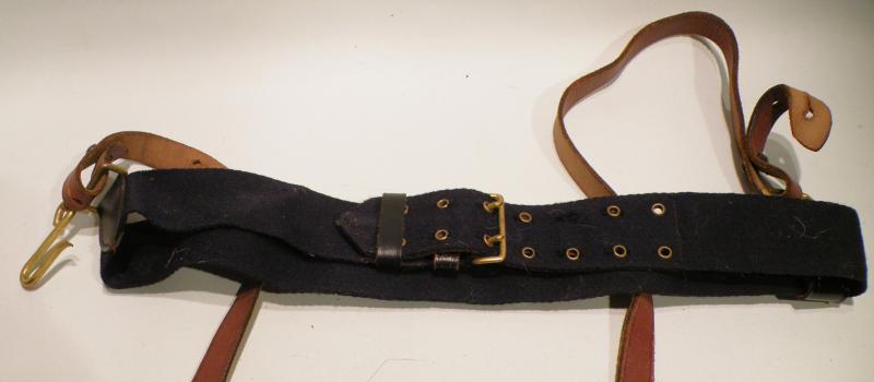 WW1 Artillery Officers Sword with Belt, Hangers