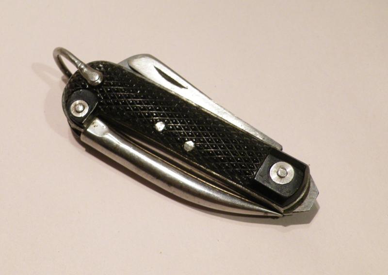 WW2 British Jack Knife by William Rogers.