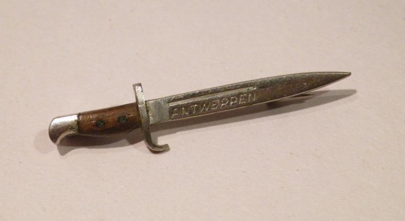 Miniature Vintage German/Belgian Bayonet Brooch – Antwerpen