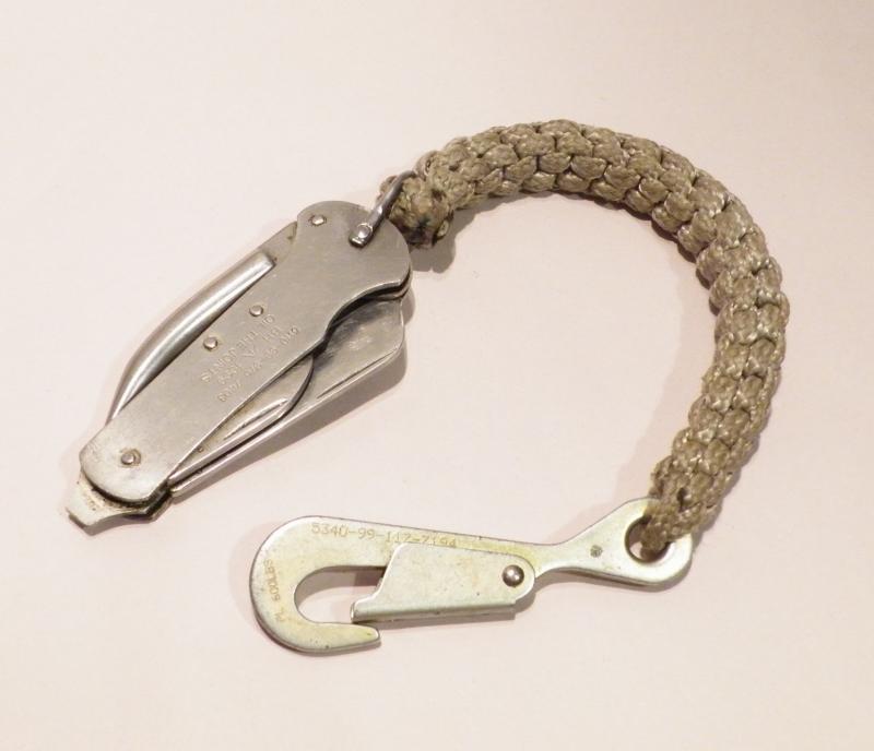Vintage British Jack Knife with RN Lanyard.