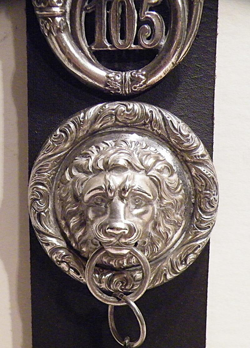 Victorian Infantry Officers Whistle, Chains Belt Mounts and Badge