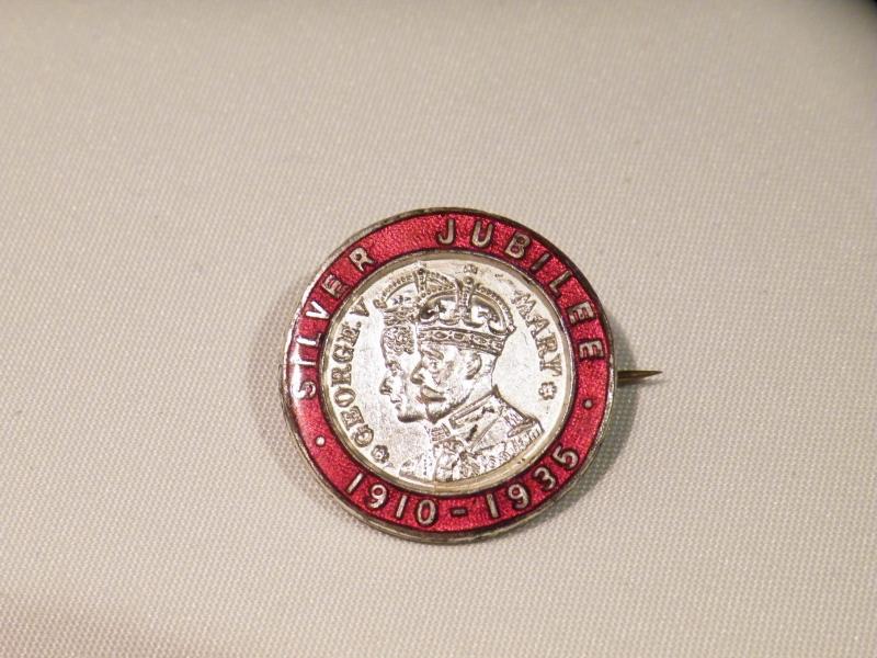 George V Silver Jubilee Badge.