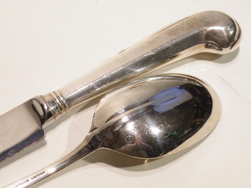 Stunning Butler of Sheffield A1 Plate set of Cutlery Pistol Grip & Rat Tail