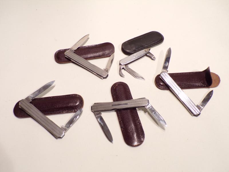 5 Leather Cased Pen Knives