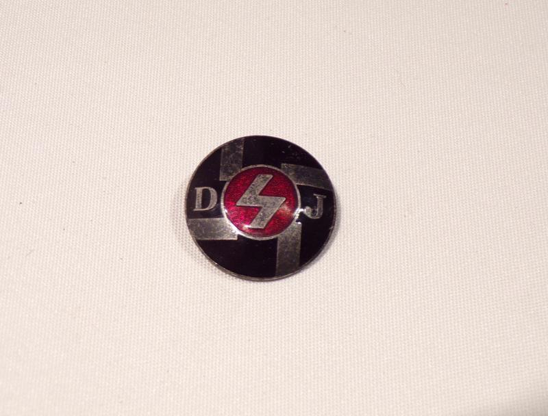 1930’s Hitler Youth Badge