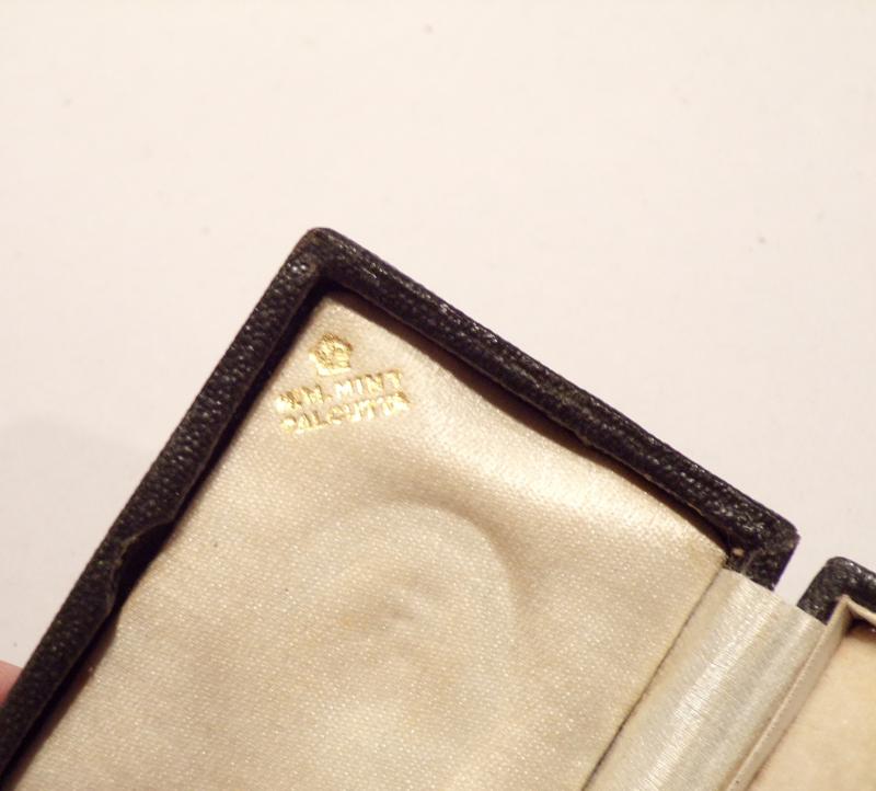 Boxed WW1 for Voluntary War Work in India Badge