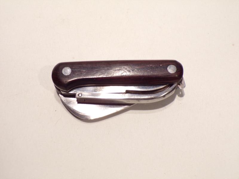 Vintage Ibberson Double Sharp Gardeners Folding Knife.