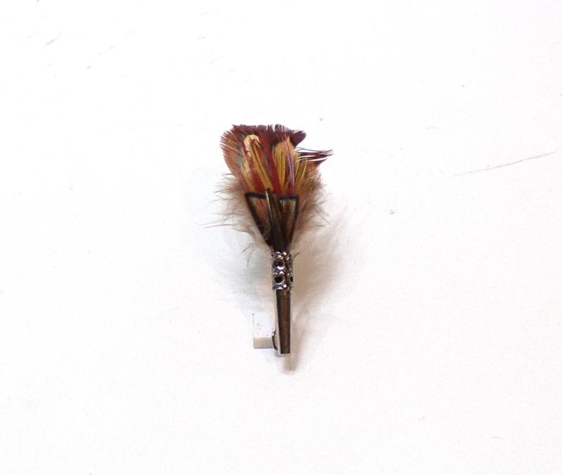 Victorian Feather Brooch.