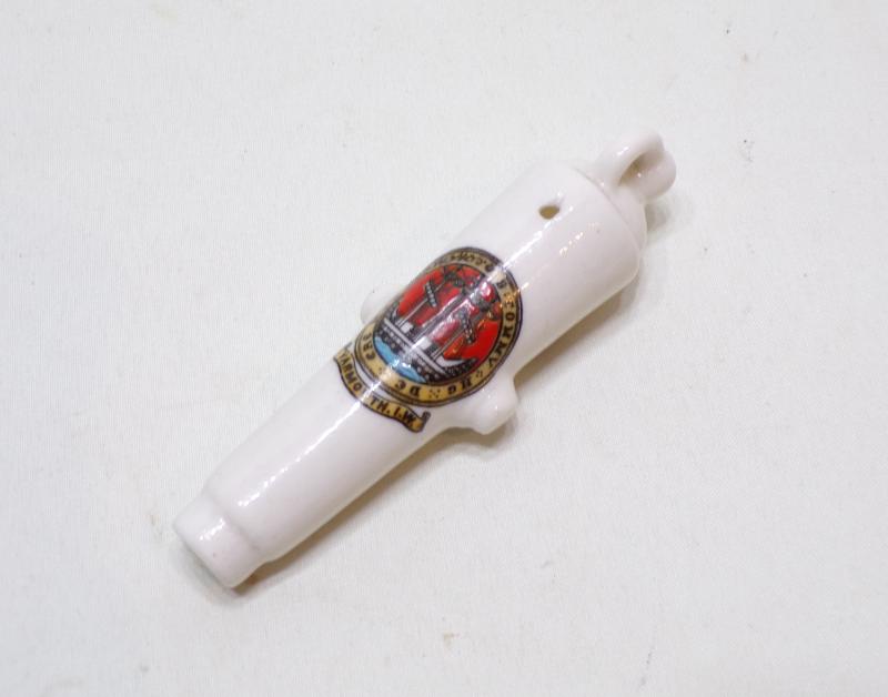 Vintage Goss Crested China Ancient Cannon Yarmouth Arms