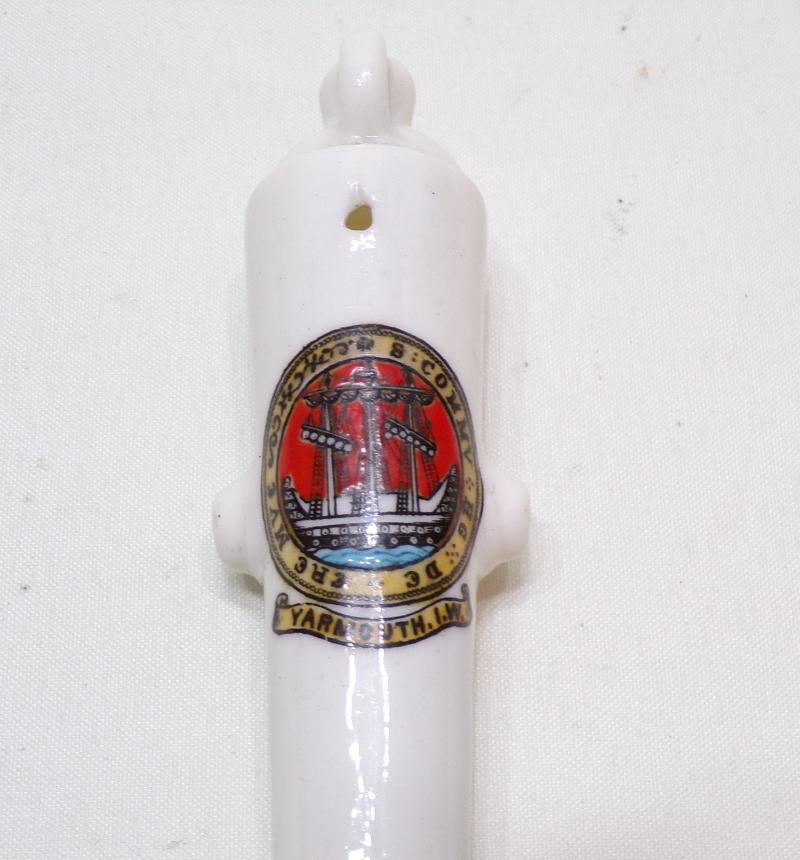 Vintage Goss Crested China Ancient Cannon Yarmouth Arms