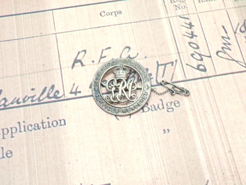 Silver War Badge to Gnr File RFA.