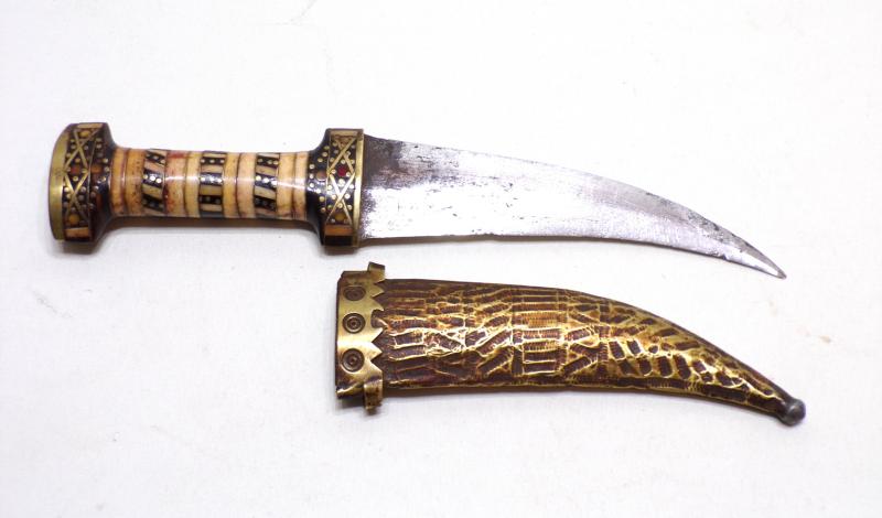 Vintage Syrian Jambiya Dagger.