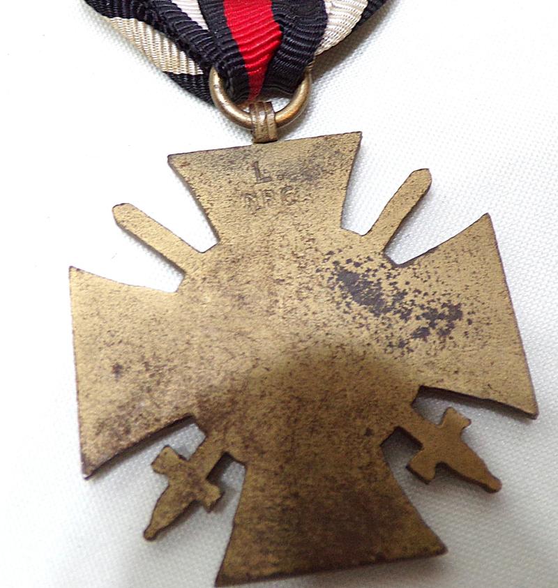 WW1 German Honour Cross with Swords. By Lauer