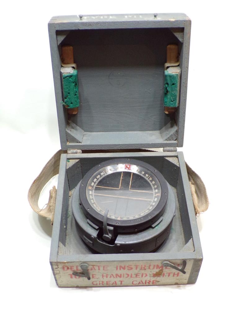 WW2 RAF P11 Aircraft Compass.
