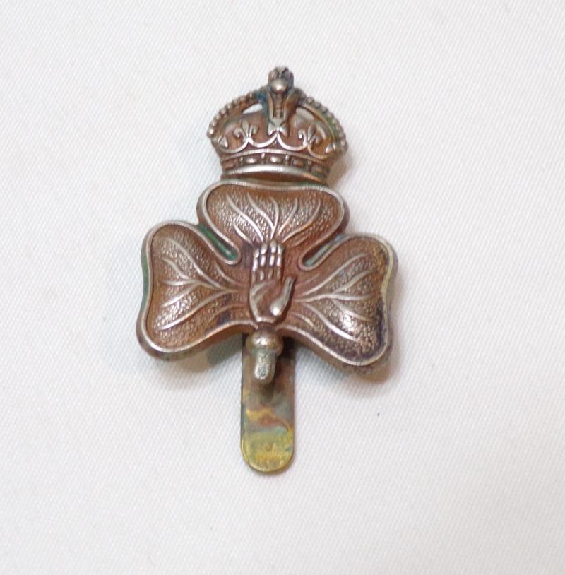 Scarce WW1 Era 14th Btn Royal Irish Regiment Cap Badge.