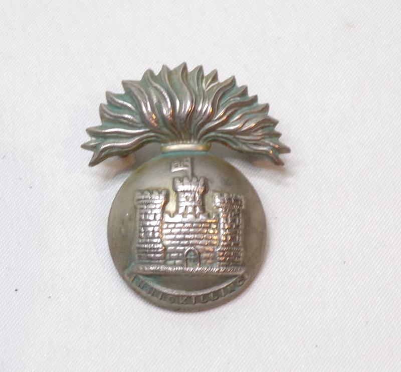 WW1 Era Royal Inniskilling Fusiliers Cap Badge.