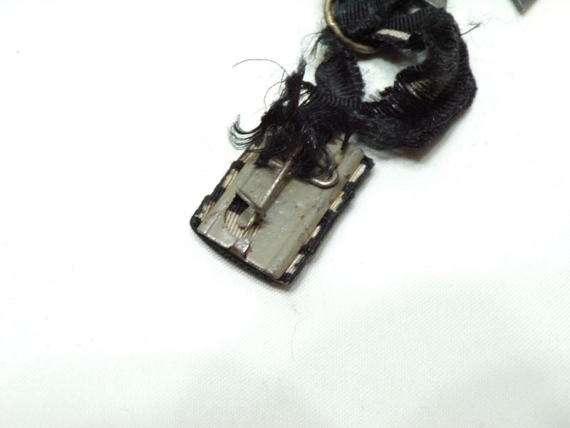 WW1 Iron Cross, Service Book and Bar.