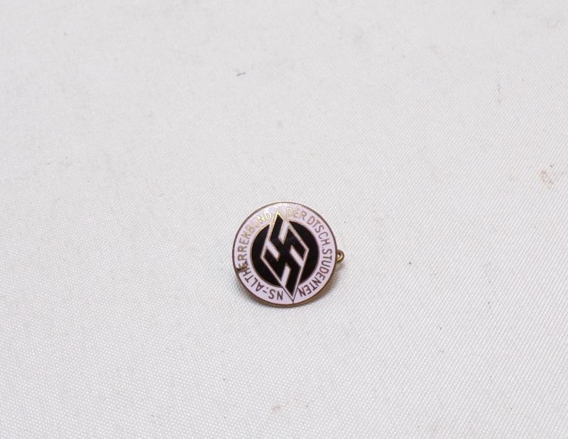 1930’s German Students Enamel Badge.