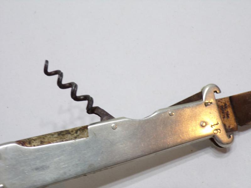 Vintage Folding Turnkey Knife.